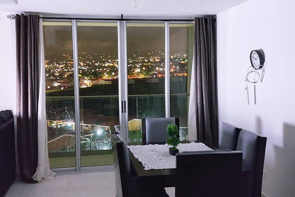 Altamira Cozy With Amazing Views
